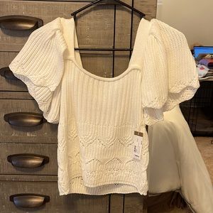 Lucca white short sleeved sweater top!